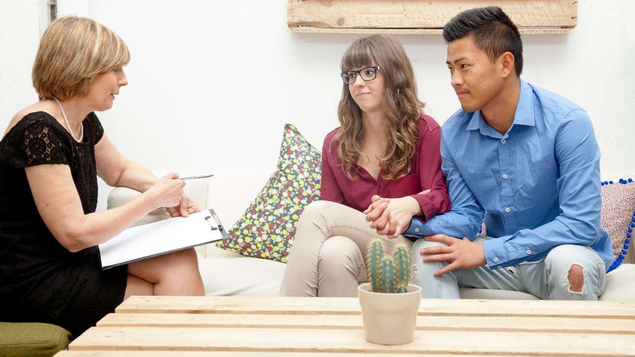 How To Choose the Right Relationship Expert in Delhi or Gurugram