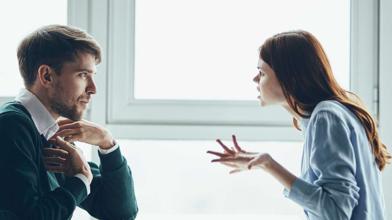 Why Simple Conversations become Fights