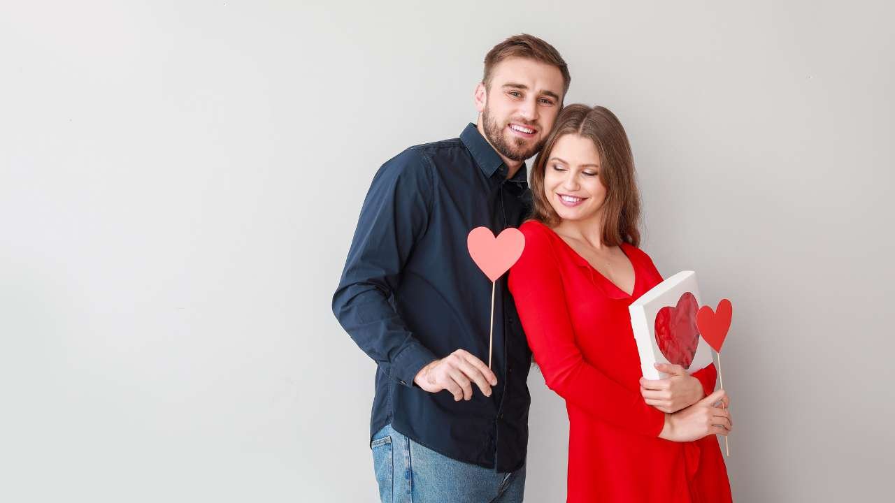 Outdated Relationship Myths damaging love