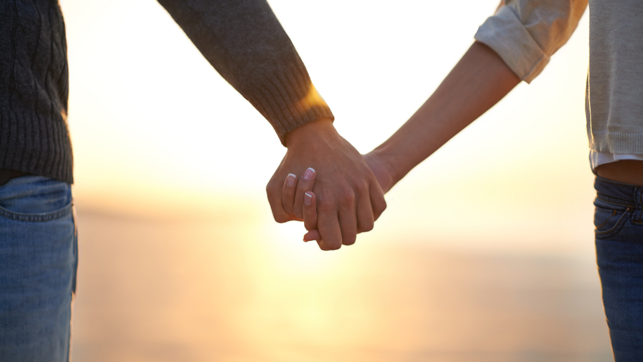 Small Moments Decide Whether a Relationship Thrives or Drifts Apart