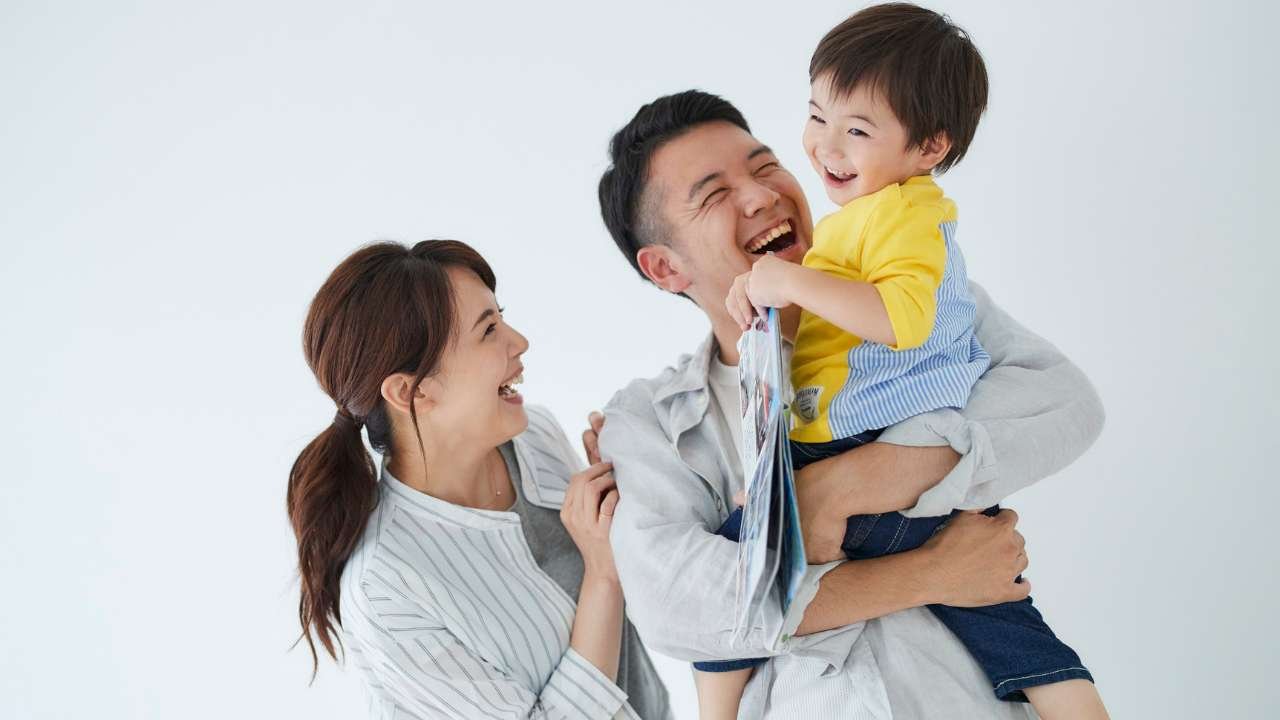 Becoming Parents Without Becoming Strangers