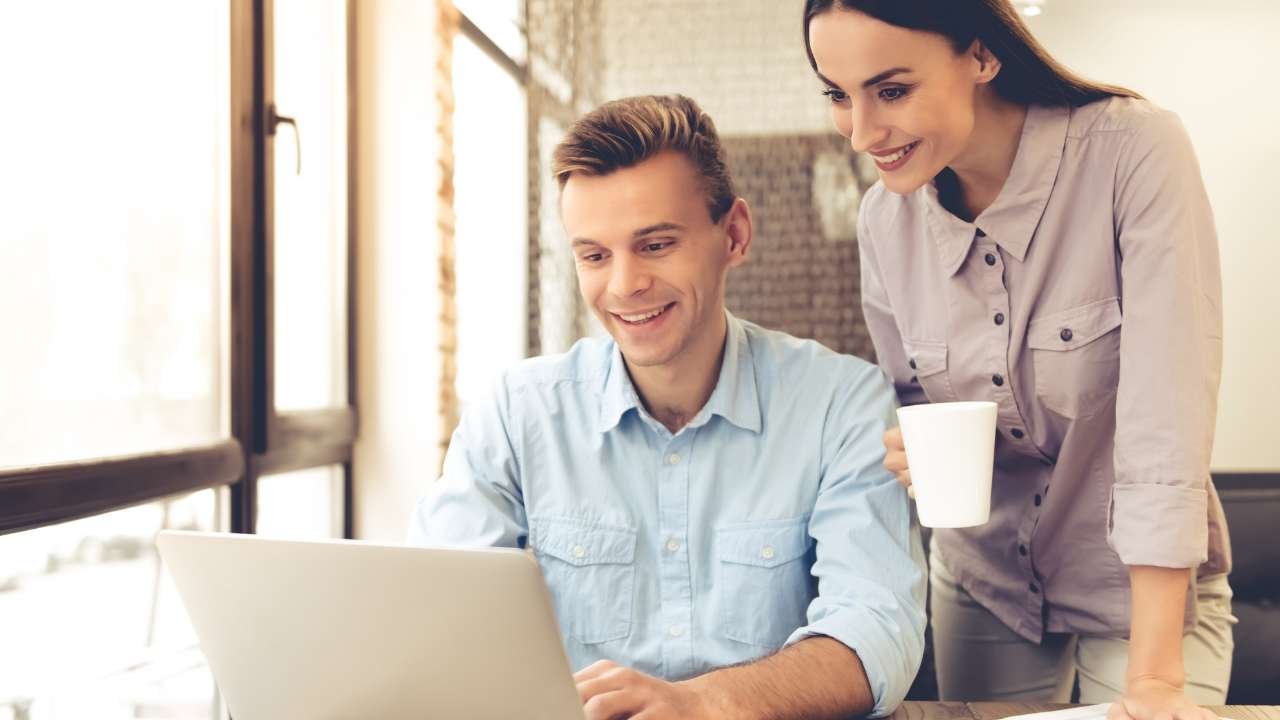 Emotional Safety in Dual-Career Relationships Under Constant Pressure