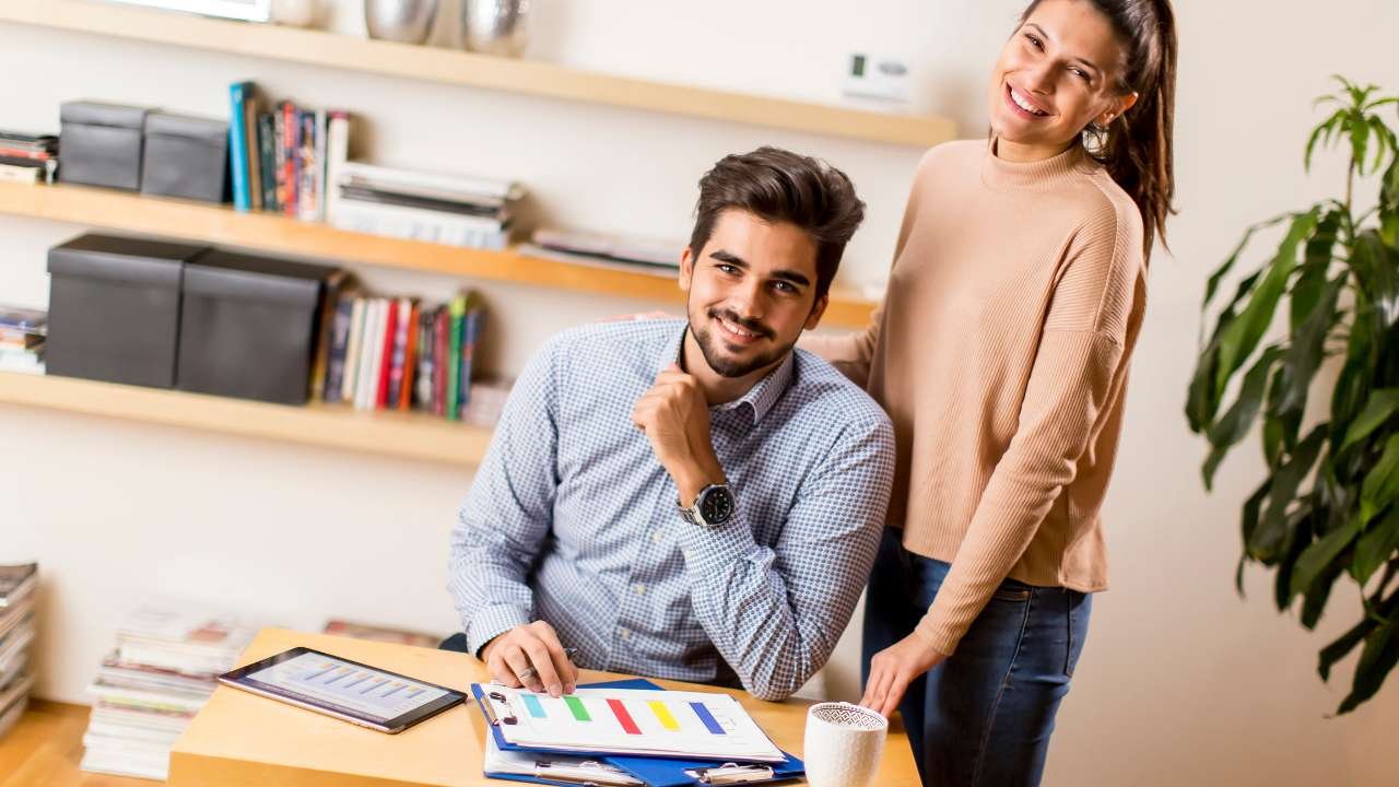 Emotional Distance in Noida’s Professional Households