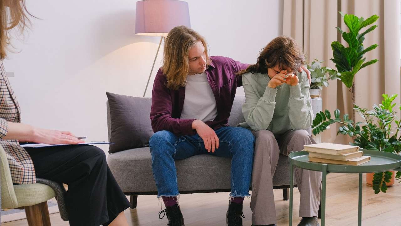 Relationship Confusion in Jaipur Marriages That Feel Heavy but Not Broken