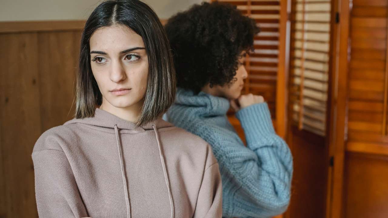 Relationship Burnout in Ahmedabad Couples With Busy Professional Lives
